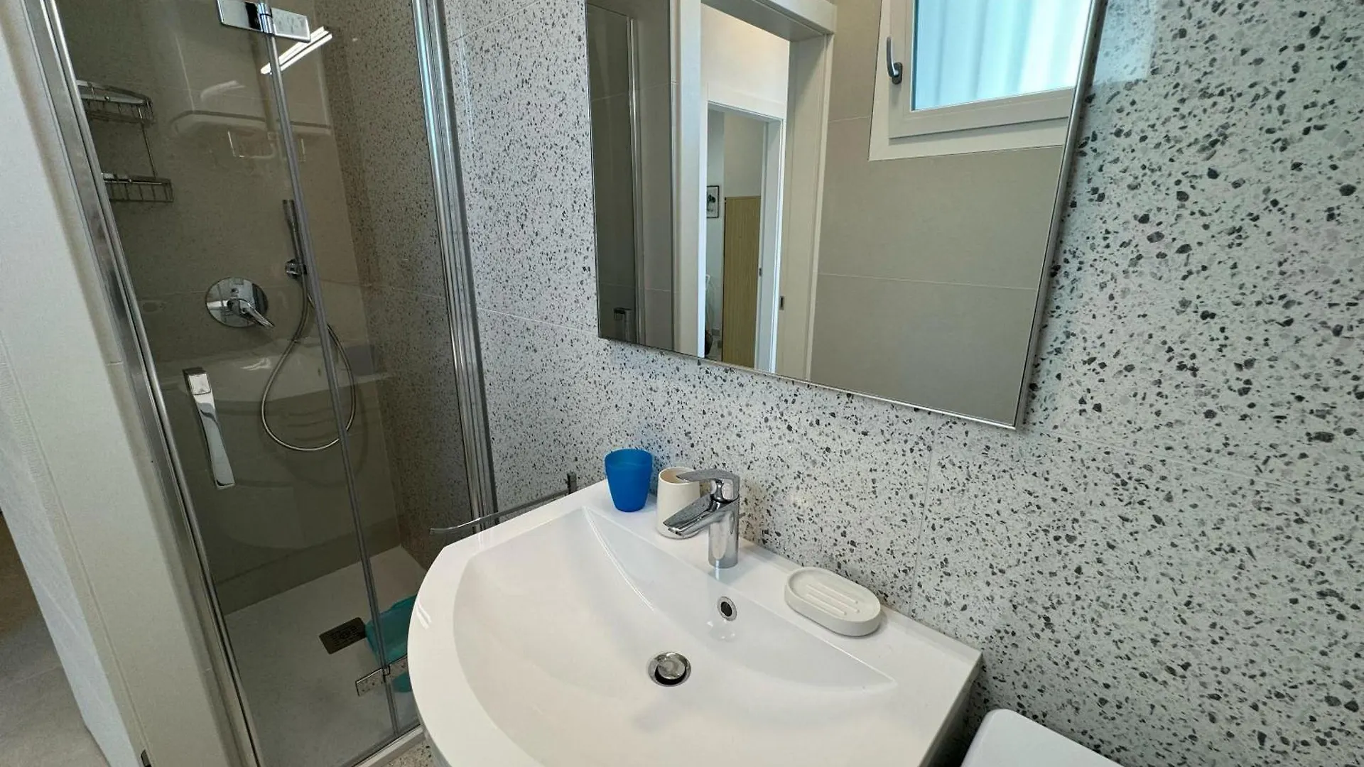 App4Rent Villa Zanetti - Appartamenti Con Spiaggia Privata Frontemare Lido di Jesolo 0*,