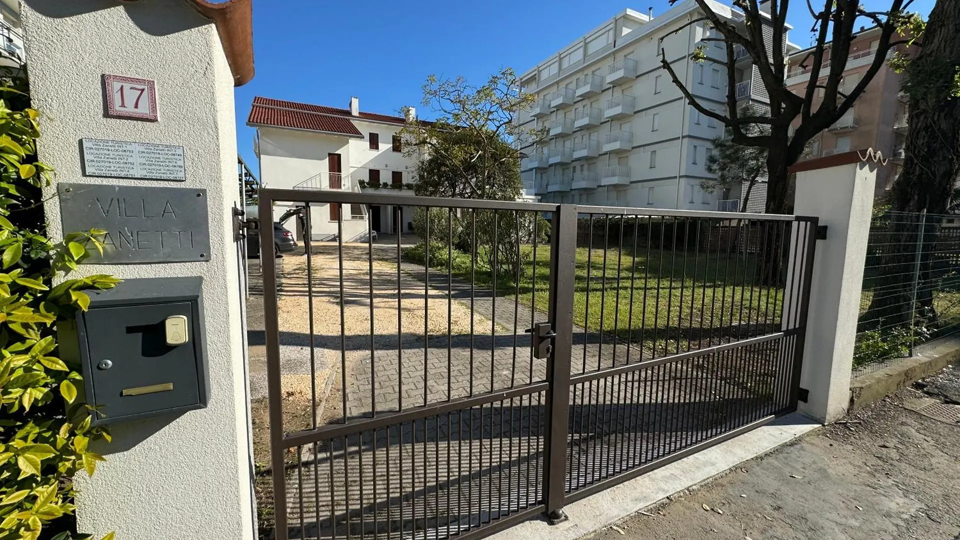 Apartment App4Rent Villa Zanetti Frontemare Int.7 Lido di Jesolo Italy